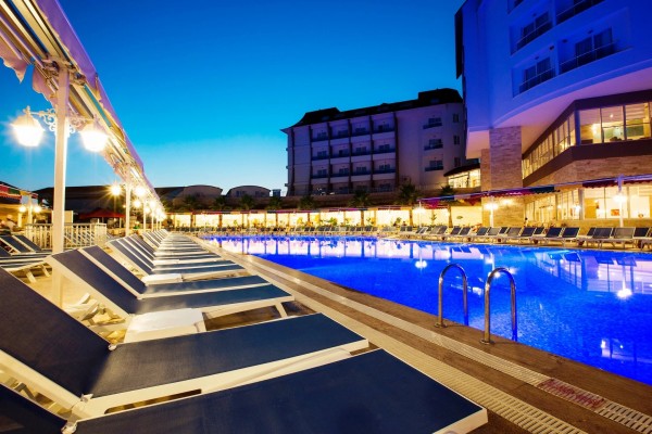 RAMADA RESORT BY WYNDHAM SIDE