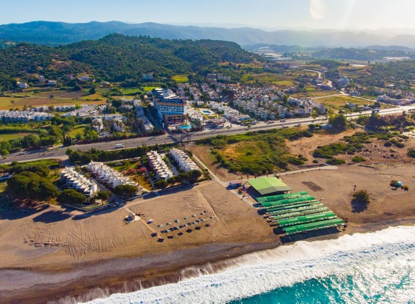 THRONE BEACH RESORT &amp; SPA